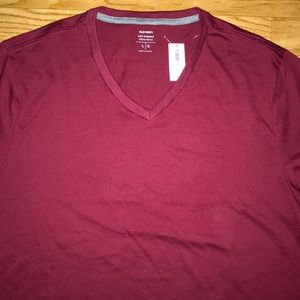 Old Navy T-Shirt V-neck Brand New
